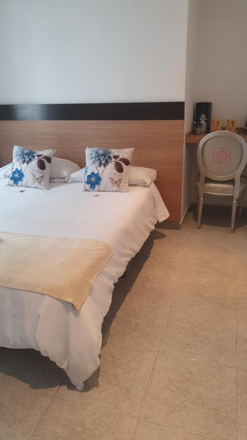 H Bella Mar Roses Ξενοδοχείο Εξωτερικό φωτογραφία